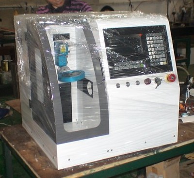 深圳思科諾1010小型數(shù)控義齒雕刻機 精密技術(shù)與醫(yī)療美學(xué)的融合